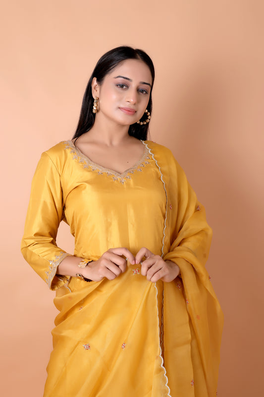 HAND MARODI - Traditional mustard silk suit set