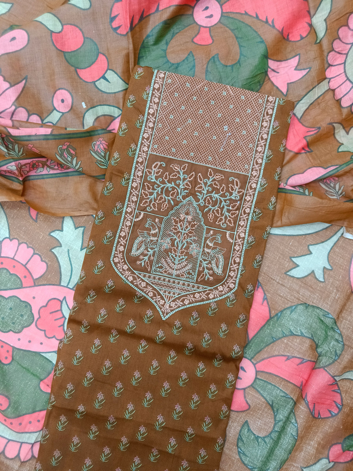 Pure Jaam Cotton Suit Set with Handcrafted Detailing