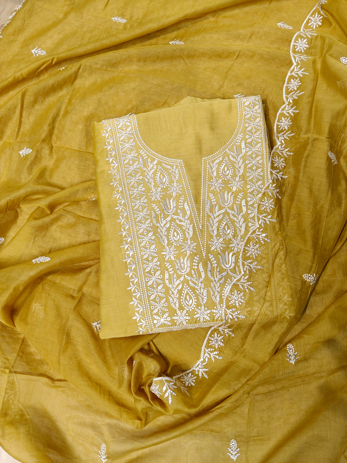 Pure Mal Chanderi Thread Embroidered Suit Set